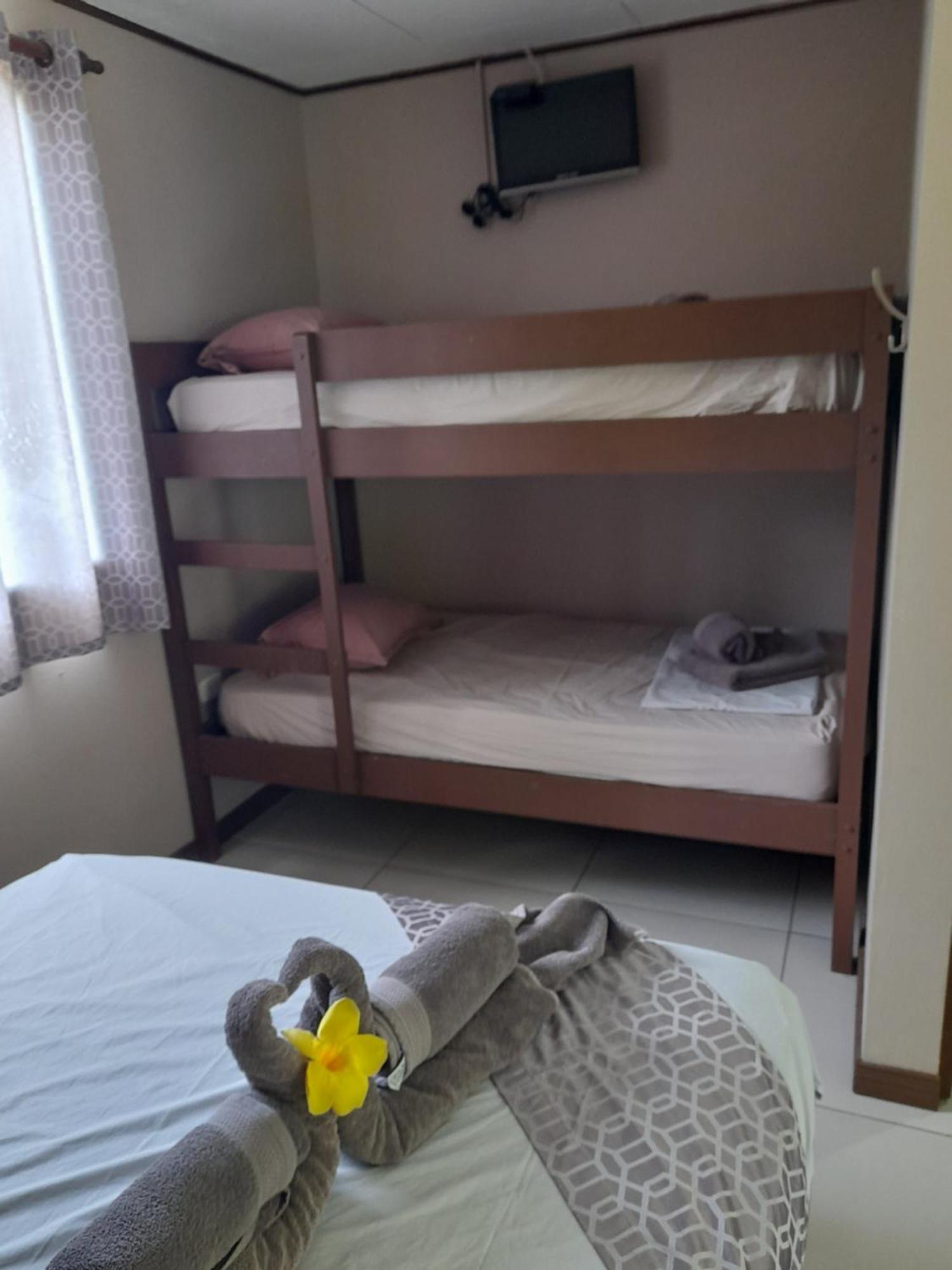 Hotel El Colibri Rojo - Cabinas - Le Colibri Rouge カウイータ 部屋 写真
